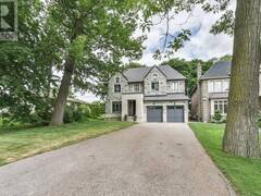 439 MARTIN GROVE ROAD Toronto Ontario, M9B 4M1