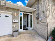 36 OAKHILL DRIVE N | Brantford Ontario | Slide Image Five