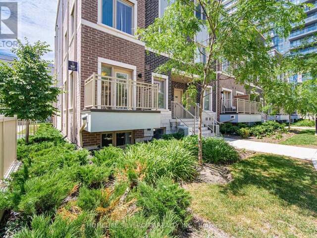 13 - 11 HONEYCRISP CRESCENT Vaughan Ontario, L4K 0N6 - 2 Bedrooms Condo For Sale