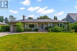 383 MAPLEHURST AVENUE | Oakville Ontario | Slide Image One