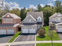 433 WOODSMERE CRESCENT Pickering Ontario, L1V 7A4