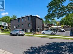 1659 GERRARD STREET E Toronto Ontario, M4L 2A9