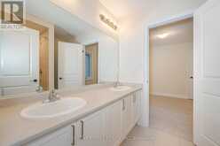 14 MAC CAMPBELL WAY | Bradford West Gwillimbury Ontario | Slide Image Thirty-seven