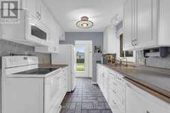 61 BERNICK DRIVE | Barrie Ontario | Slide Image Nine
