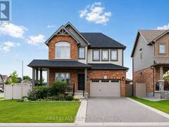 2 PENNELL DRIVE Barrie Ontario, L4N 6H2