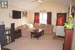 122 HARDING BOULEVARD | Toronto Ontario | Slide Image Two