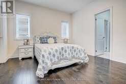 16 GRACEDALE DRIVE | Richmond Hill Ontario | Slide Image Thirty