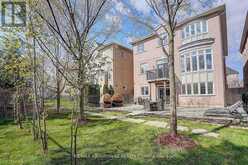 16 GRACEDALE DRIVE | Richmond Hill Ontario | Slide Image Thirty-eight