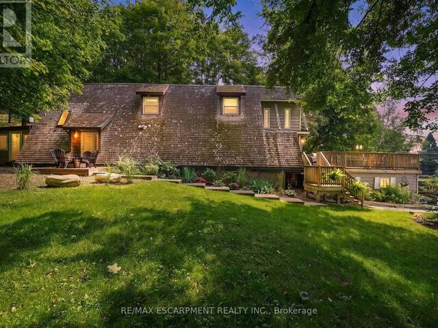 1073 CEDAR BEACH ROAD Bracebridge Ontario, P1L 1W8 - 3 Bedrooms Home For Sale