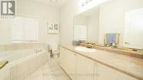 537 FIDDLE PARK LANE | Shelburne Ontario | Slide Image Nine