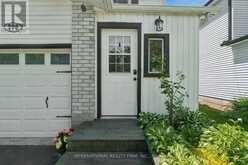 206 HICKLING TRAIL | Barrie Ontario | Slide Image Two