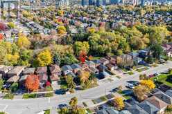 125 KERSEY CRESCENT | Richmond Hill Ontario | Slide Image Three