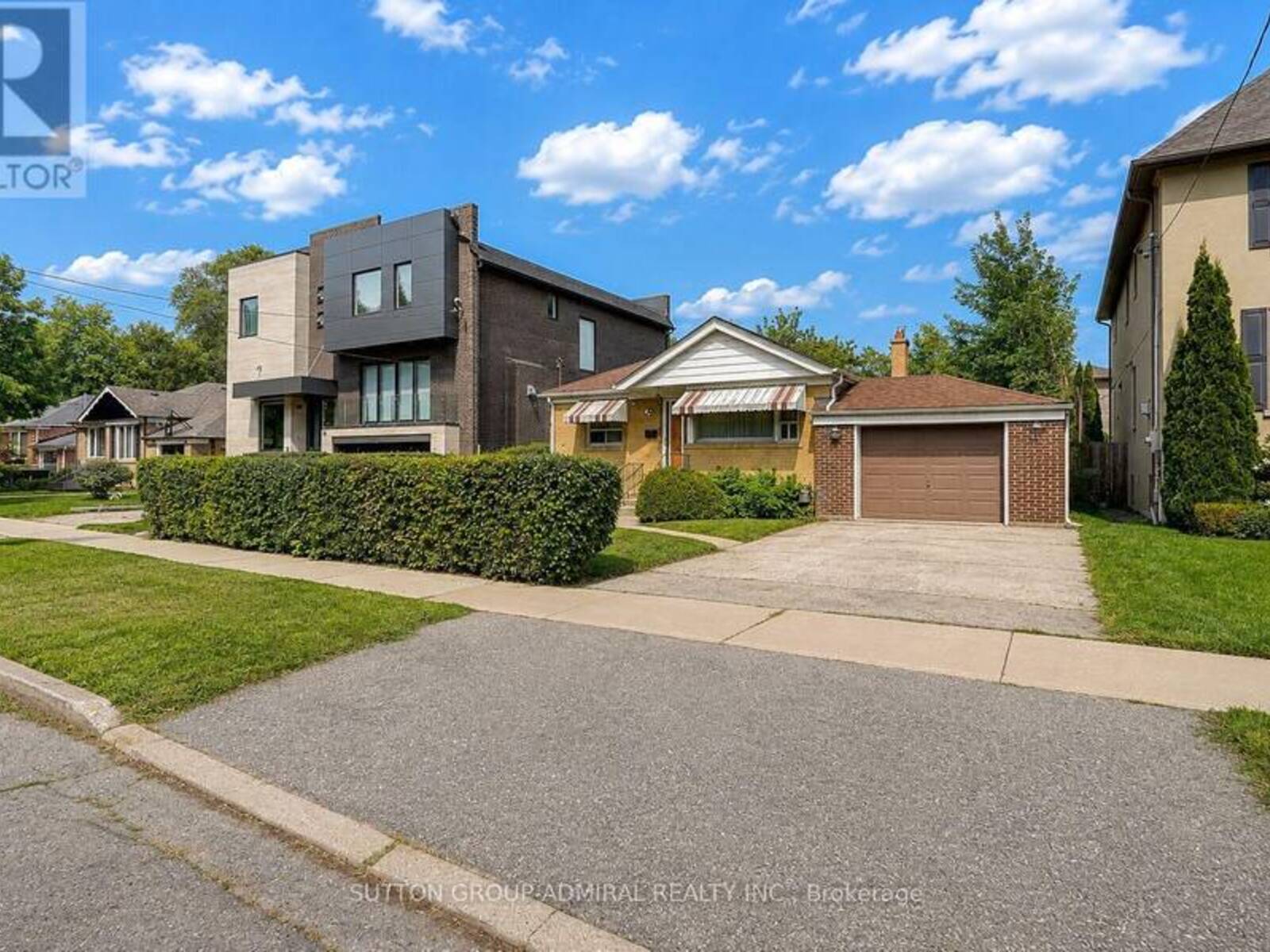 78 INVERMAY AVENUE, Toronto, Ontario M3H 1Z5