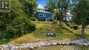 47 MOON POINT DRIVE | Oro-Medonte Ontario | Slide Image Two