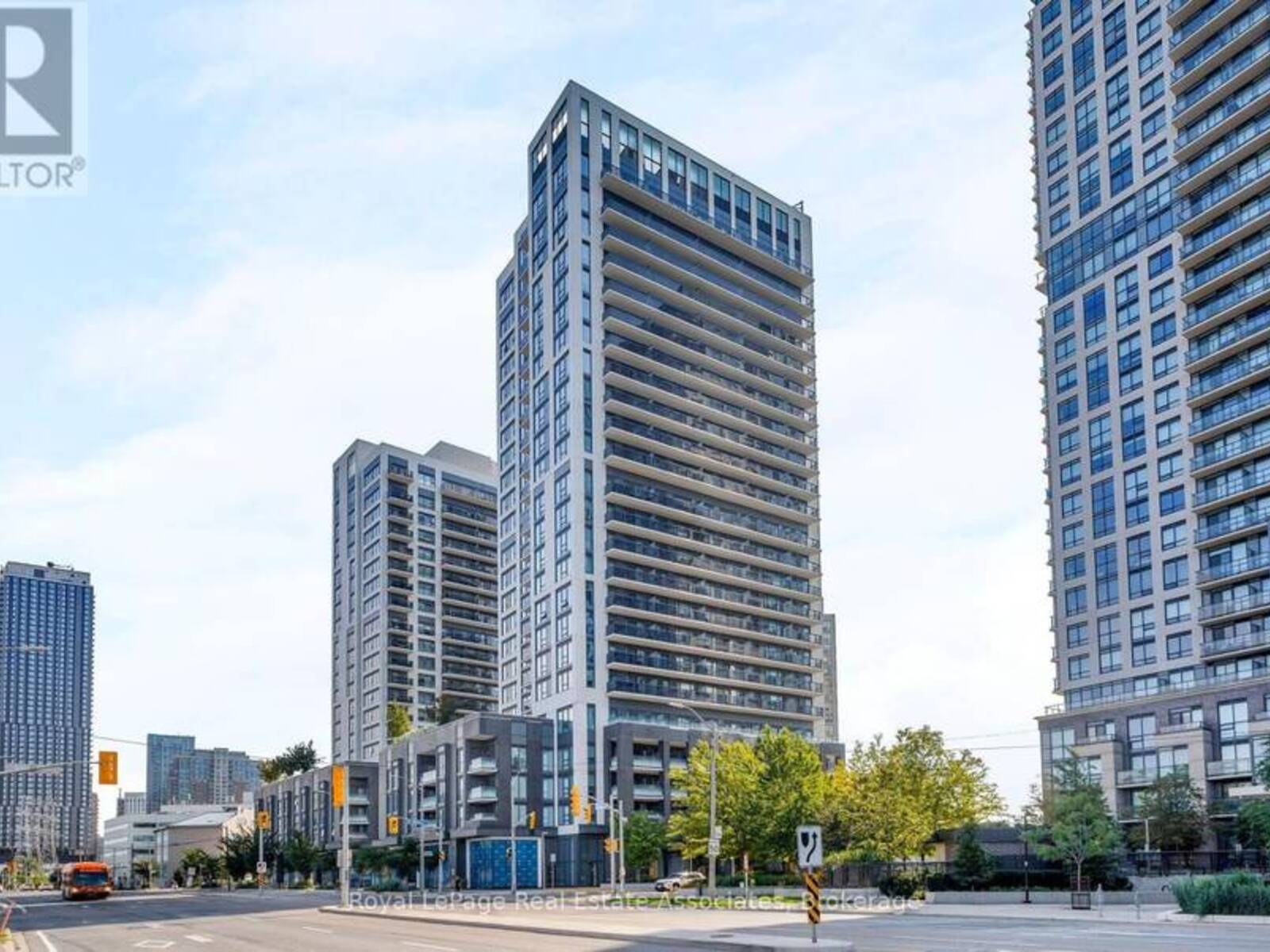 602 - 30 SAMUEL WOOD WAY, Toronto, Ontario M9B 0C9