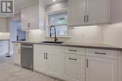 244 ROYAL STREET | Waterloo Ontario | Slide Image Fourteen