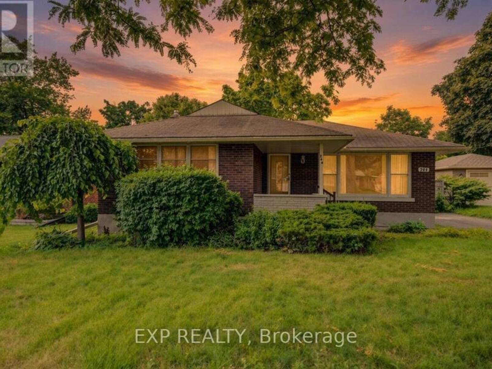 244 ROYAL STREET, Waterloo, Ontario N2J 2J2