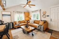 606 LAKE DRIVE S | Georgina Ontario | Slide Image Six