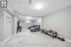 14 AGAR CRESCENT | Toronto Ontario | Slide Image Nineteen