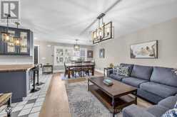 14 AGAR CRESCENT | Toronto Ontario | Slide Image Four