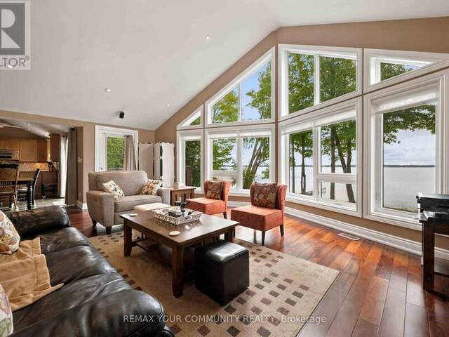 386 BEAR ROAD Georgina Ontario, L0E 1R0 - 6 Bedrooms Waterfront Home For sale