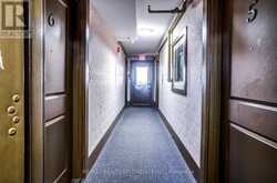 6 BRANT AVENUE | Mississauga Ontario | Slide Image Ten