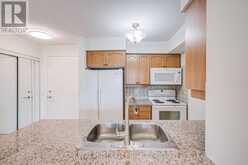 707 - 15 GREENVIEW AVENUE | Toronto Ontario | Slide Image Twelve