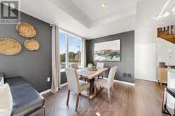 75 - 400 ALEX GARDNER CIRCLE | Aurora Ontario | Slide Image Six