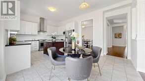 284 EAST'S CORNERS BOULEVARD | Vaughan Ontario | Slide Image Twelve