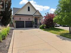 66 SANREMO COURT Vaughan Ontario, L4H 1K5