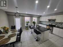 115 JAMES MCCULLOUGH ROAD | Whitchurch-Stouffville Ontario | Slide Image Eleven