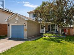 14 COPEMAN CRESCENT Barrie Ontario, L4N 8B5