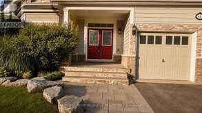 48 RIVERWALK PLACE | Midland Ontario | Slide Image Two
