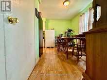 16 ORCHARD PLACE | Chatham Ontario | Slide Image Eight