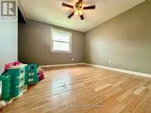 14 ORCHARD PLACE | Chatham Ontario | Slide Image Eleven