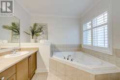 290 DUSKYWING WAY | Oakville Ontario | Slide Image Twenty-six