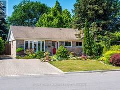 38 ABBEY ROAD Brampton Ontario, L6W 2T8