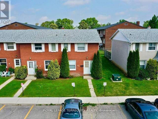 35 ORCHARD PLACE Chatham Ontario, N7M 1A6 - 3 Bedrooms Condo For Sale