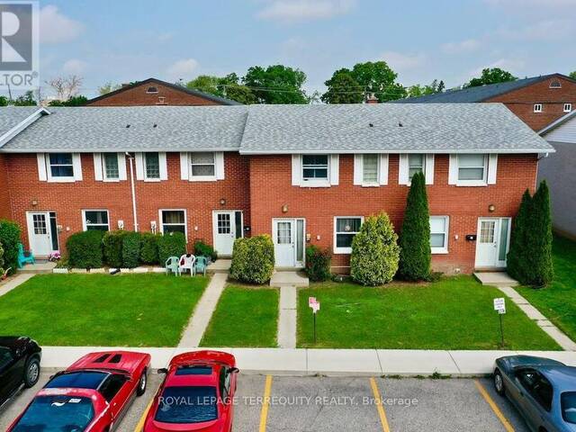 37 ORCHARD PLACE Chatham Ontario, N7M 1A6 - 3 Bedrooms Condo For Sale
