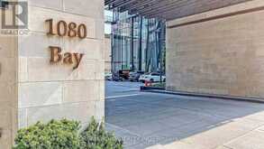 709 - 1080 BAY STREET | Toronto Ontario | Slide Image Three