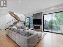 16 SANDERSON CRESCENT | Richmond Hill Ontario | Slide Image Fifteen