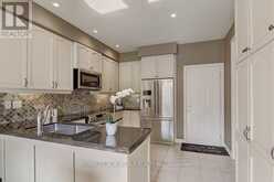 59 ALBRIGHT CRESCENT | Richmond Hill Ontario | Slide Image Fifteen
