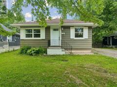 139 COOKS BAY DRIVE Georgina Ontario, L4P 2M2