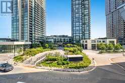 1704 - 2908 HIGHWAY 7 ROAD | Vaughan Ontario | Slide Image Thirty-five