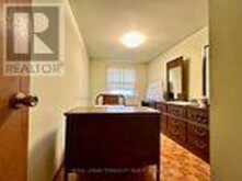 10-16 ORCHARD PLACE | Chatham Ontario | Slide Image Fifteen