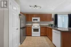18 - 22 JENNY CRESCENT | Smithville Ontario | Slide Image Eight