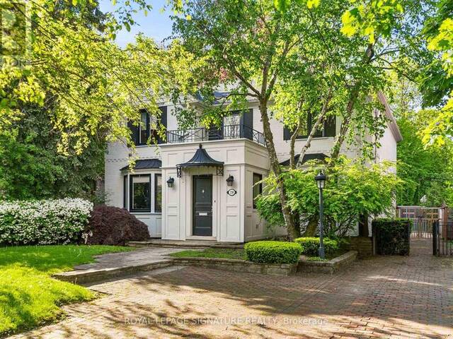 230 STRATHALLAN WOOD Toronto Ontario, M5N 1T4 - 6 Bedrooms Home For Sale
