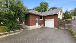 1213 ERINDALE DRIVE | Ottawa Ontario | Slide Image Two