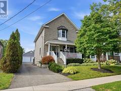 31 EMERICK AVENUE Fort Erie Ontario, L2A 2W2