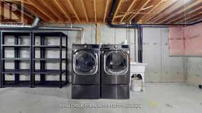 164 - 190 HARDING BOULEVARD W | Richmond Hill Ontario | Slide Image Thirty-seven